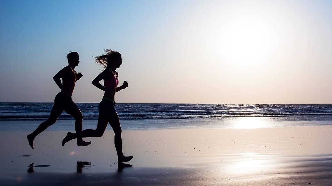 Chú ý giãn cơ đúng cách khi chạy bộ 21km marathon