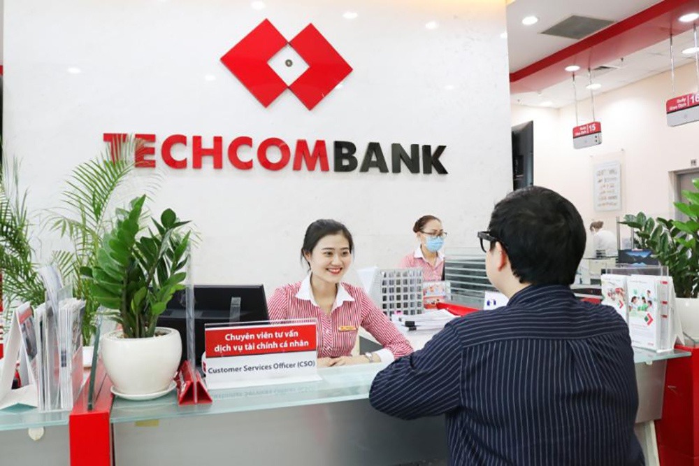 Mẫu đồng phục ngân hàng Techcombank