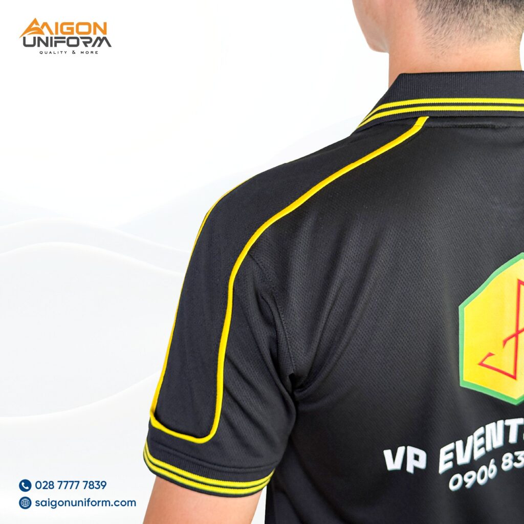 Bo cổ áo trong may áo thun đồng phục 